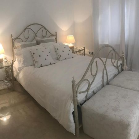 Casa Santos Kyrenia Villa Кирения Екстериор снимка