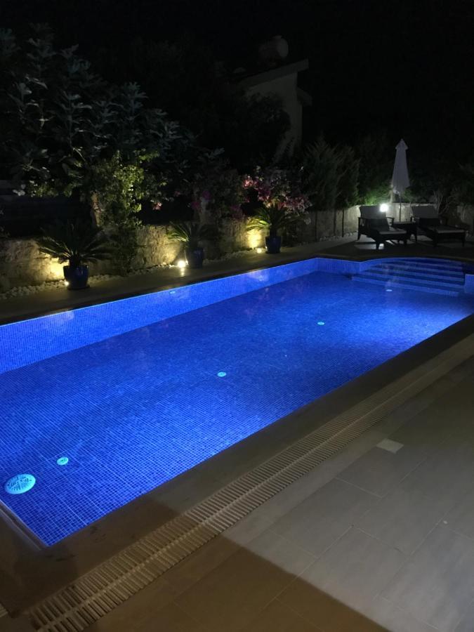 Casa Santos Kyrenia Villa Кирения Екстериор снимка