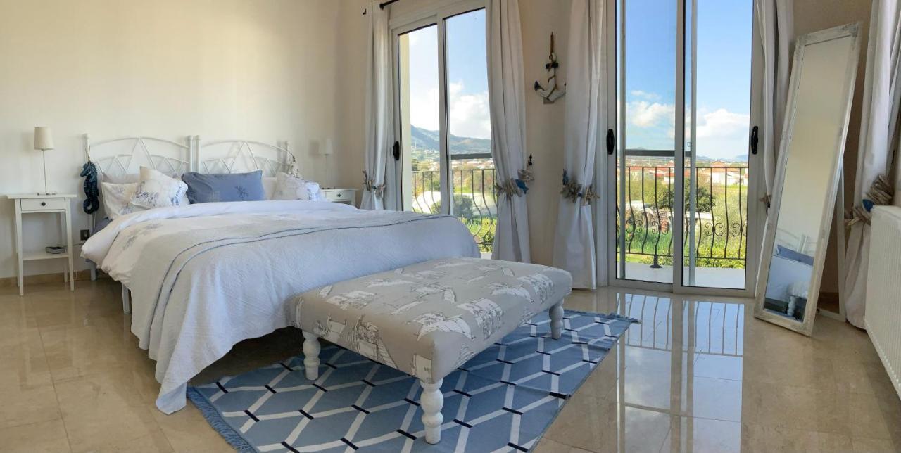 Casa Santos Kyrenia Villa Кирения Екстериор снимка