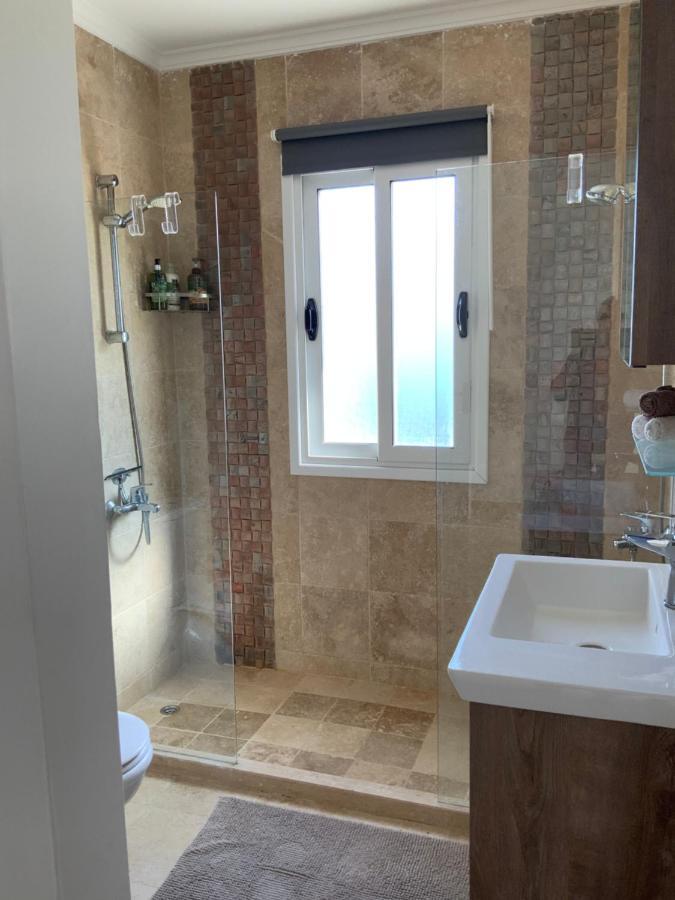 Casa Santos Kyrenia Villa Кирения Екстериор снимка